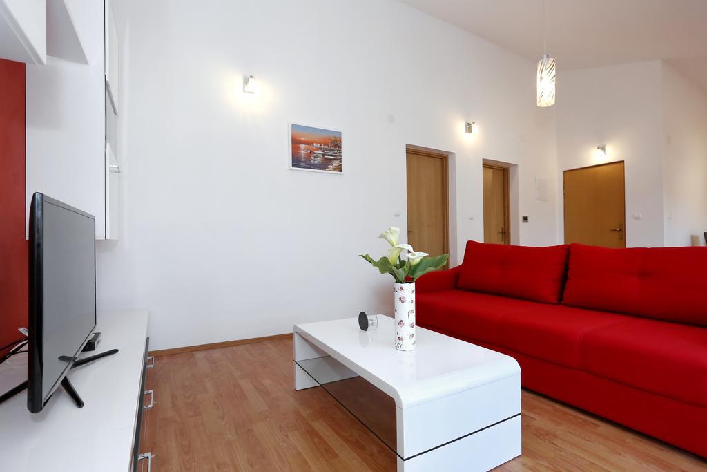 Apartments Maslina Bozava Ngoại thất bức ảnh